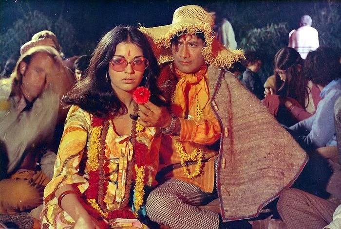 Zeenat and Dev Anand in Hare Ram, Hare Krishna smoking 