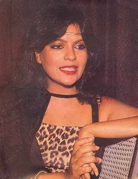 Zeenat Aman: 70s Bollywood's The Bold and Beautiful - TOPICFLIX