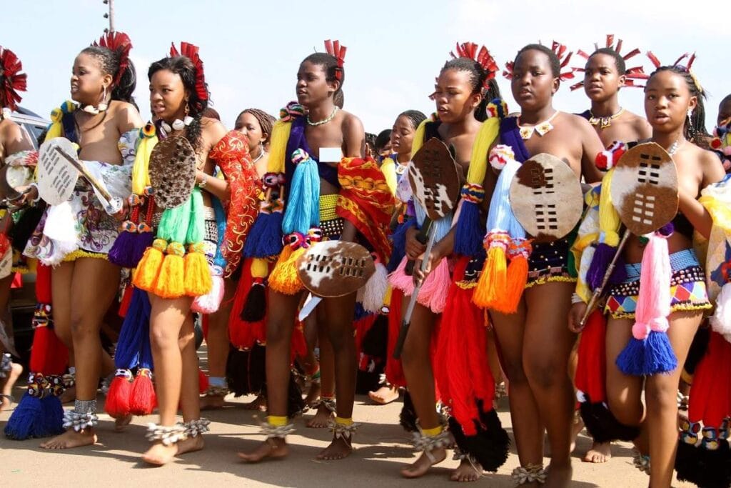 Swazi princesses lead the parade of young girls